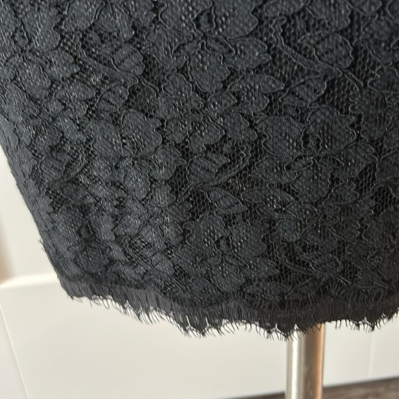 DVF Scotia Lace Pencil Skirt NWT - Picture 15 of 17